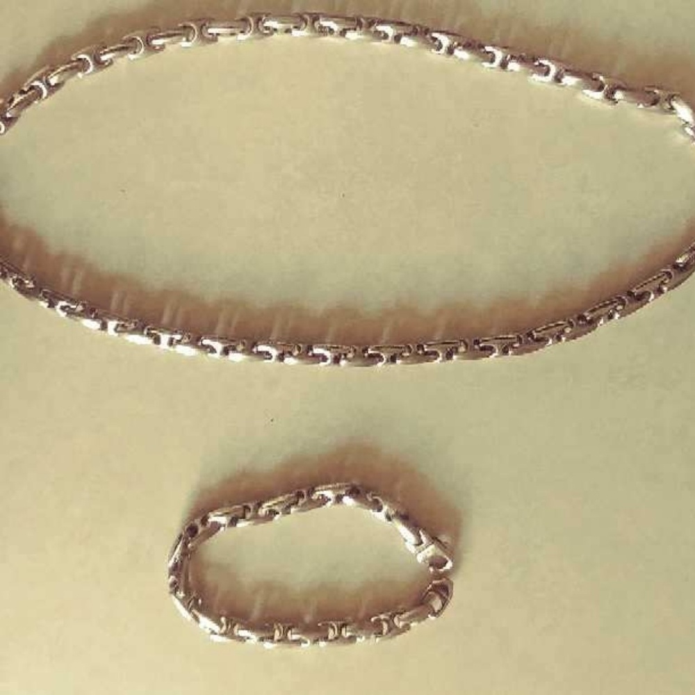 Men's chain and bracelet